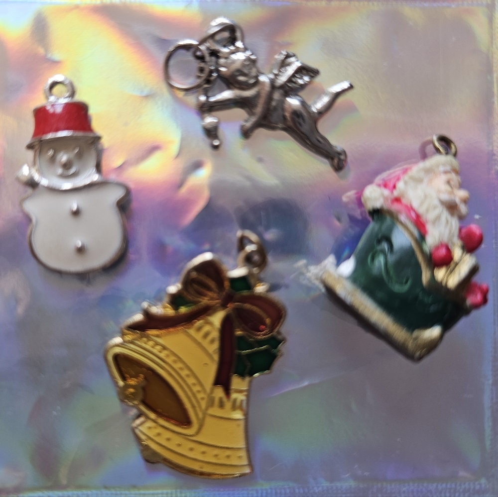 Christmas Charms:4 Pc Pendant